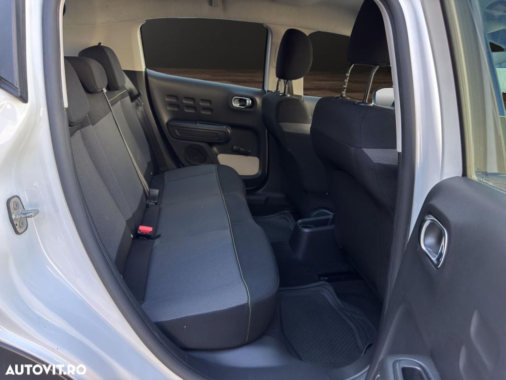 Citroën C3 Pure Tech 82 FEEL - 11