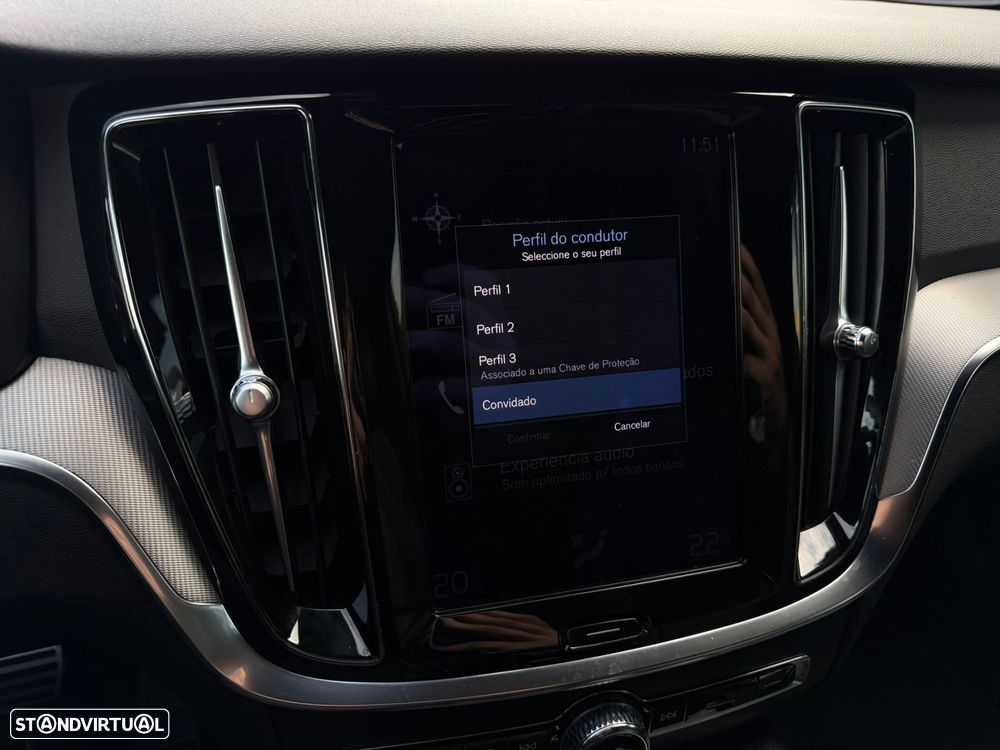 Volvo V60 2.0 T6 AWD TE R-Design - 54