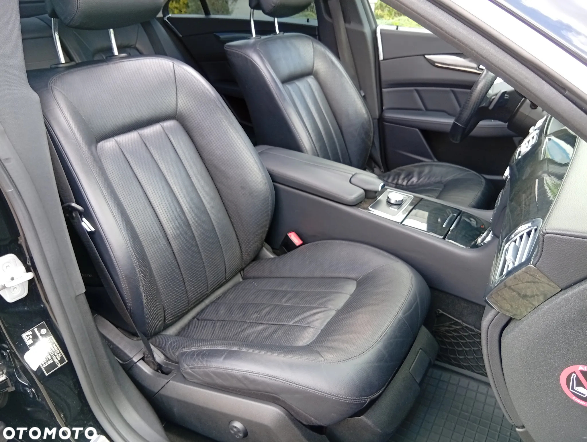 Mercedes-Benz CLS 350 CDI BlueEff - 23
