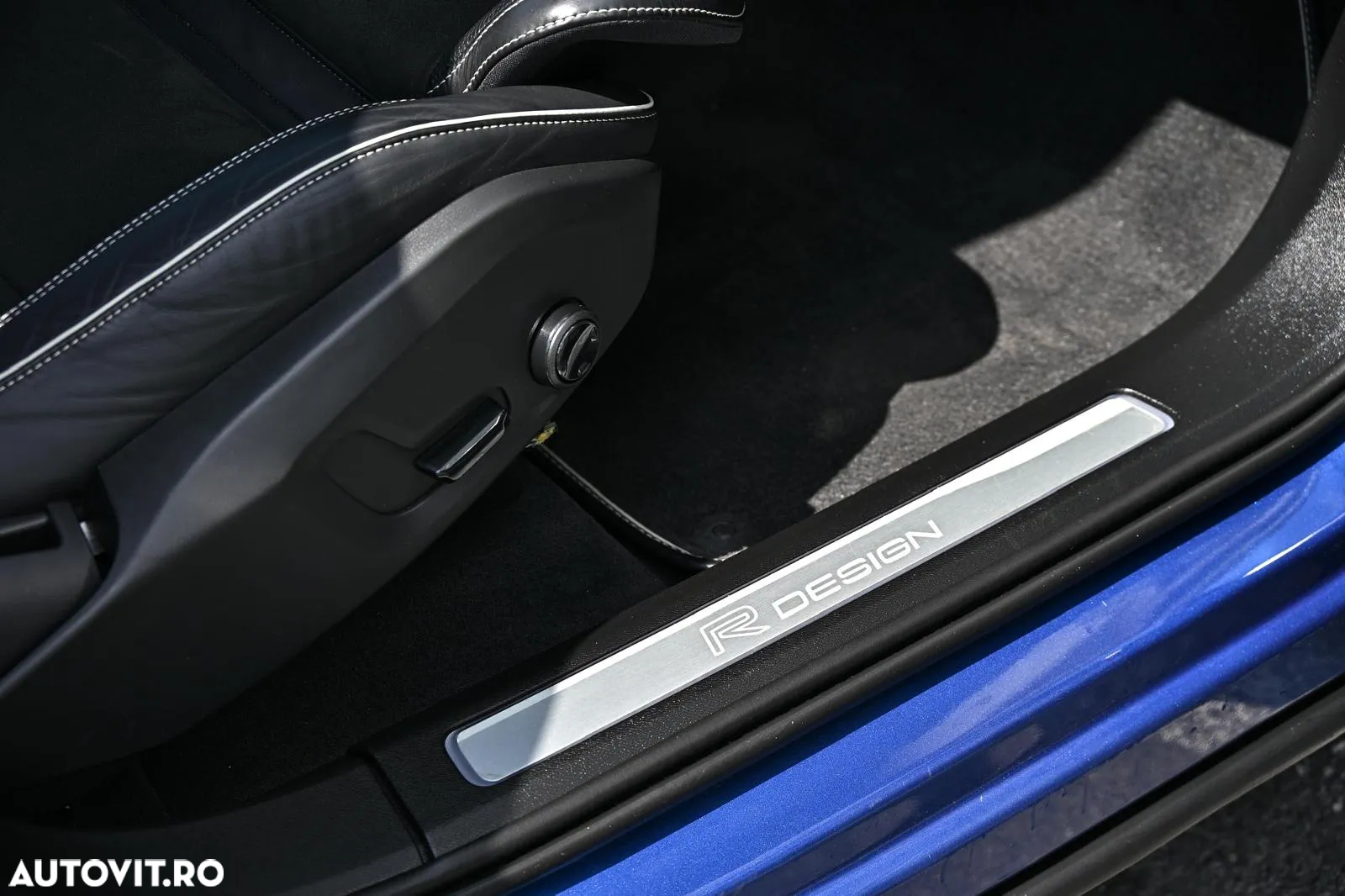 Volvo XC 60 T5 AWD Geartronic RDesign - 23