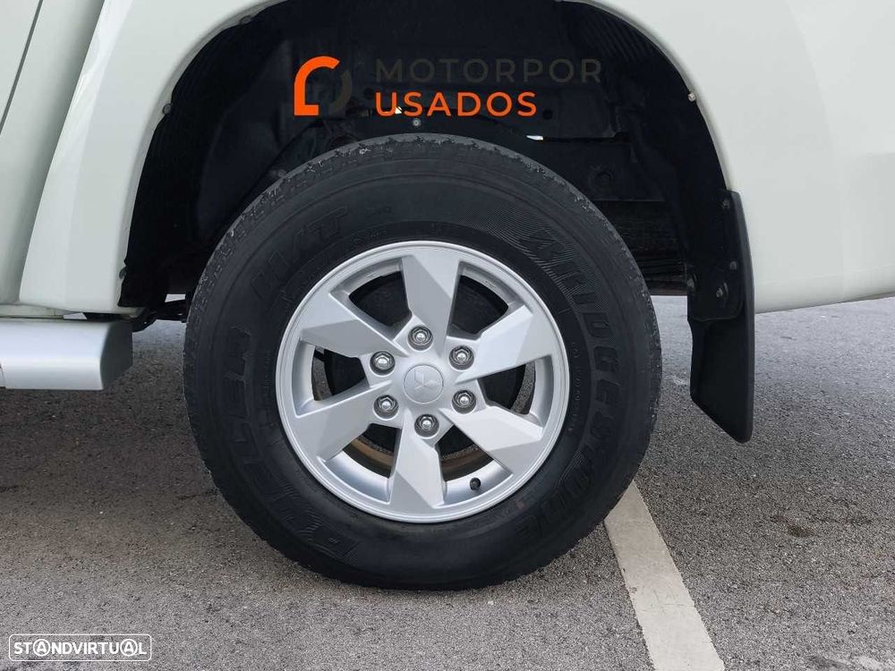 Mitsubishi L200 2.3 DI-D CD Invite 2WD - 11