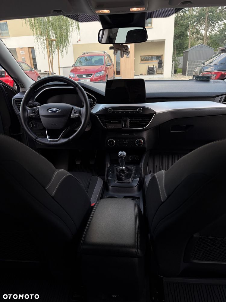 Ford Focus 1.0 EcoBoost Trend Edition Business - 22