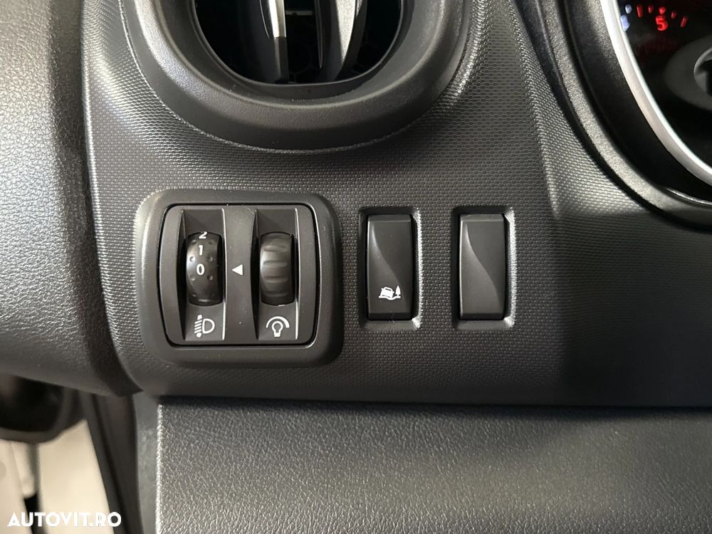 Renault TRAFIC - 17