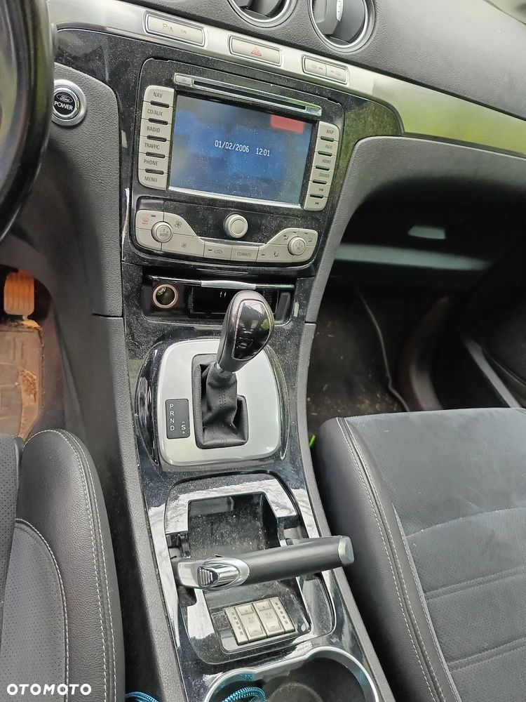 Ford Galaxy 2.0 EcoBoost Titanium - 10