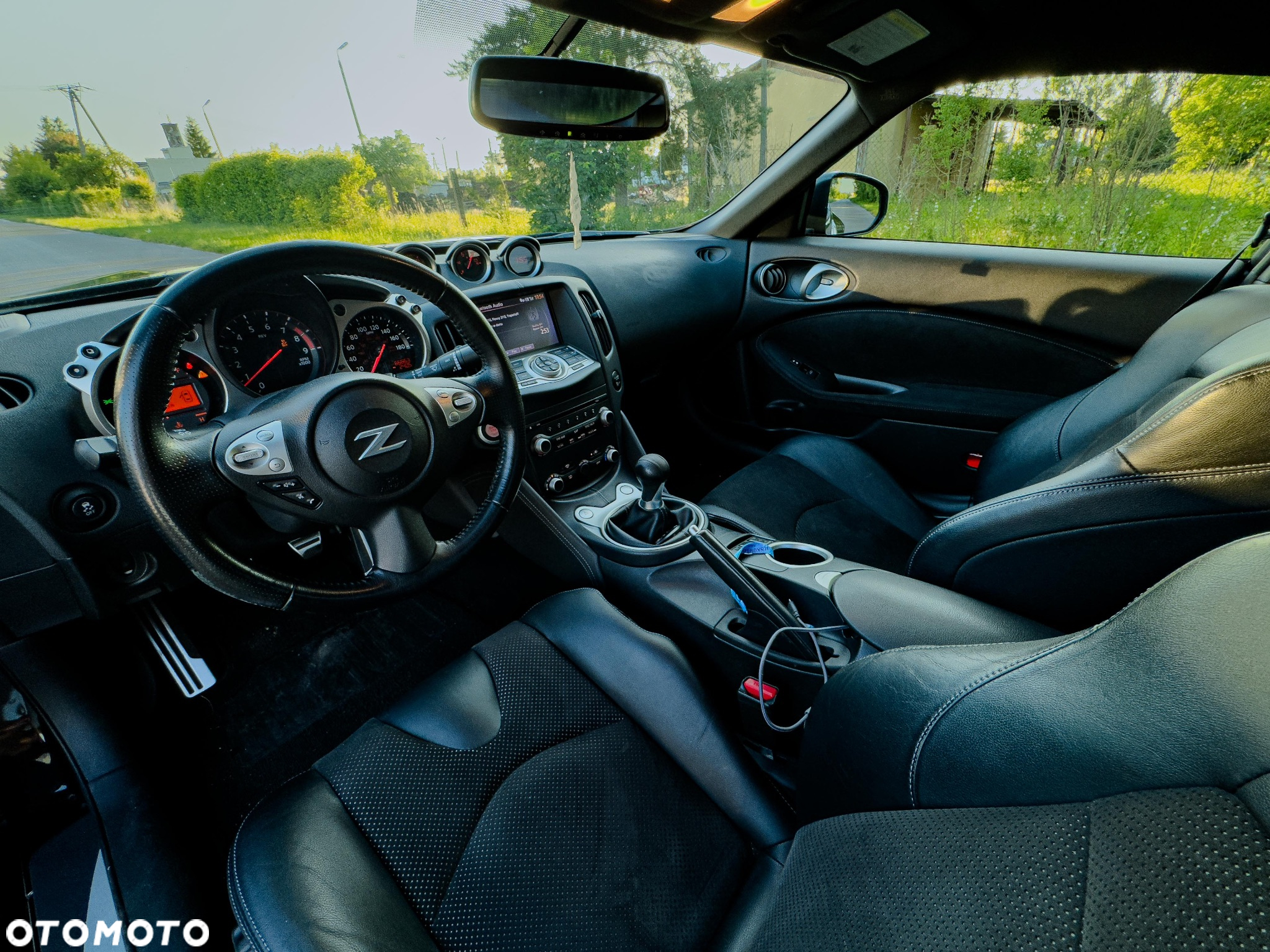 Nissan 370 Z 3.7 V6 - 26
