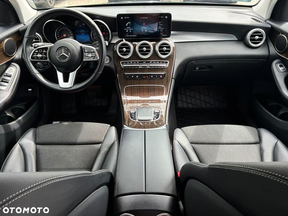 Mercedes-Benz GLC - 9