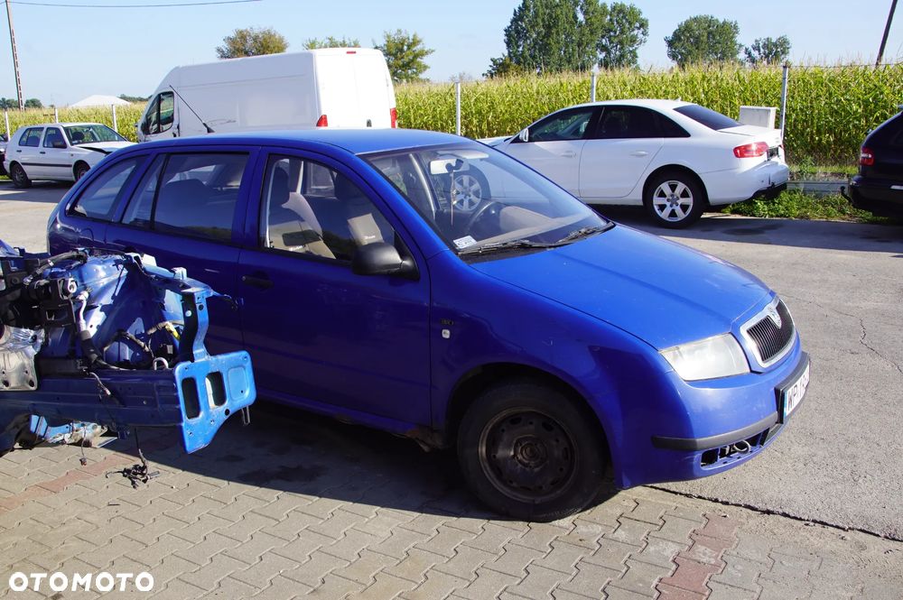 Auto na części - Skoda Fabia I 1.2 12V 64 KM AZQ GSB LF5K 2004R Silnik Skrzynia Błotnik Drzwi Szyba Lampa Lusterko Klapa Maska Deska Kokpit Sterownik Moduł Czujnik Licznik - 3