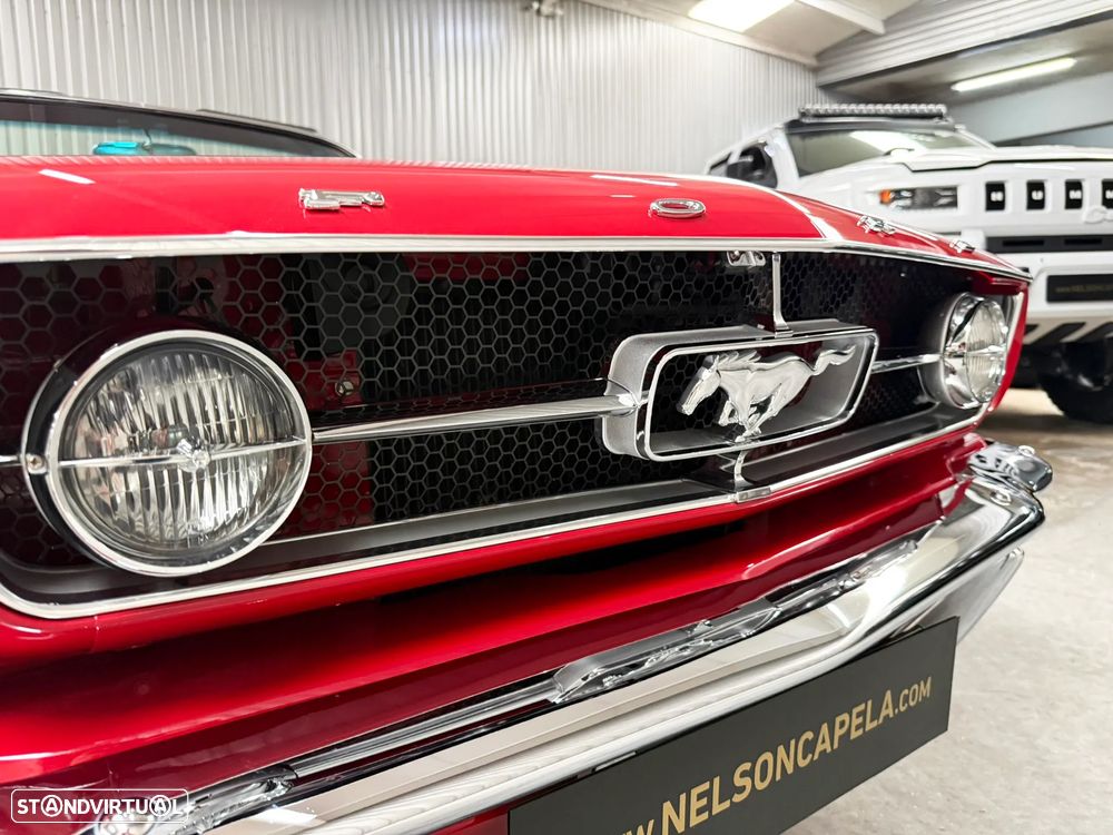 Ford Mustang - 44