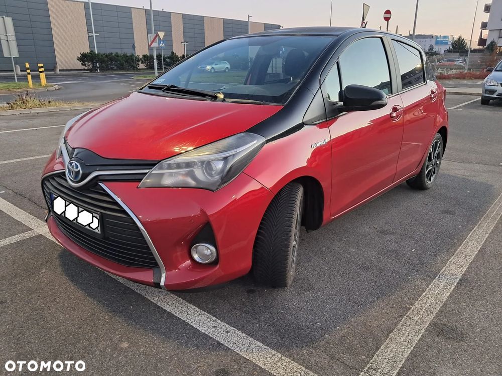 Toyota Yaris Hybrid 100 Selection Passion - 1
