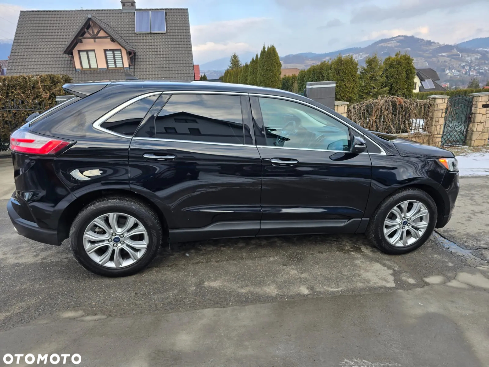 Ford Edge - 5