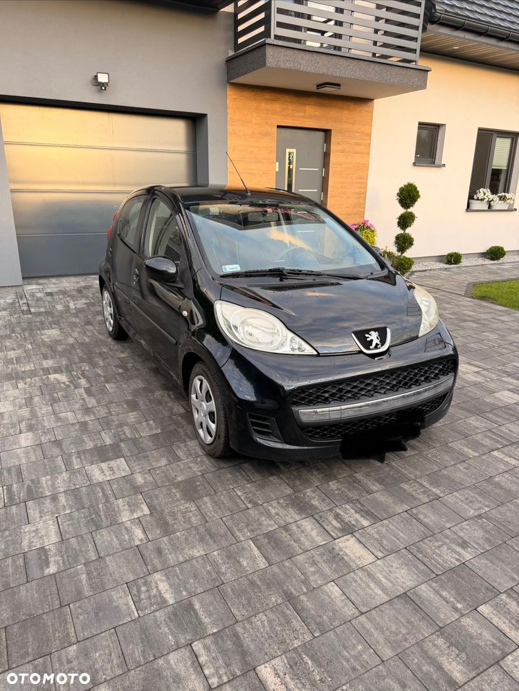 Peugeot 107 1.0 Trendy - 1