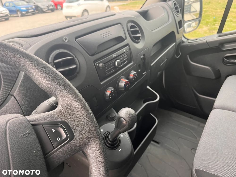 Renault Master - 13