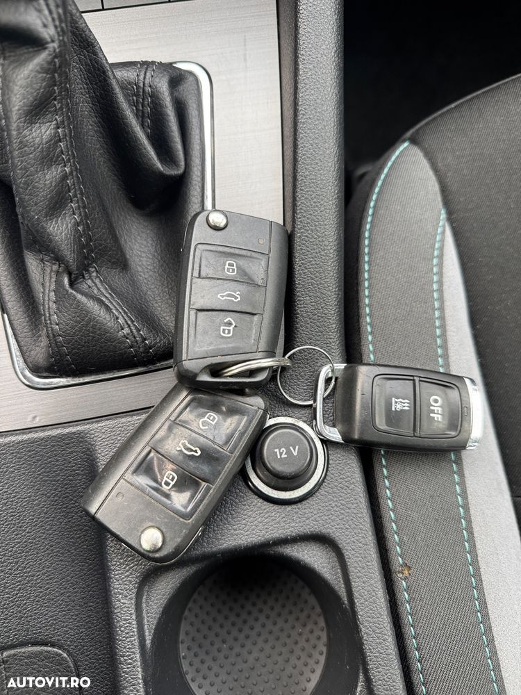 Skoda Octavia 2.0 TDI (Green tec) DSG Style - 12