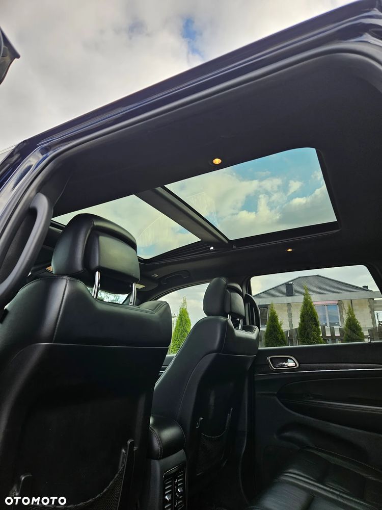 Jeep Grand Cherokee - 18