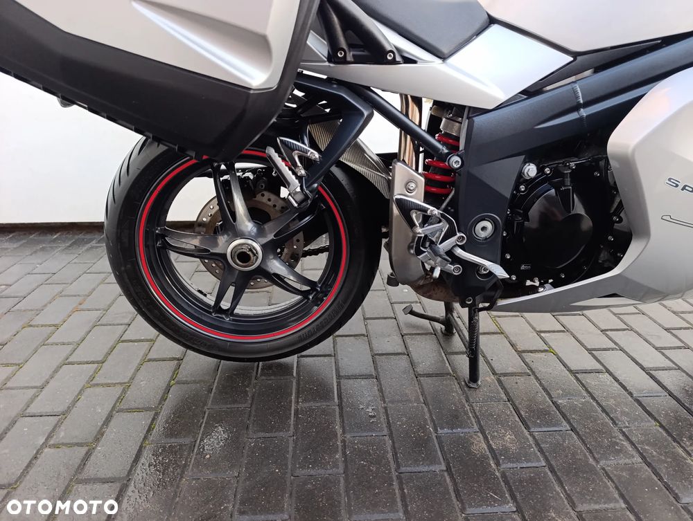 Triumph Sprint - 25