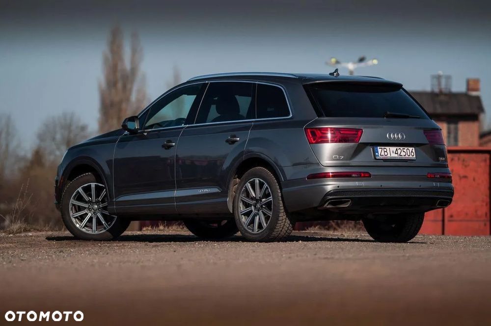Audi Q7 3.0 TFSI Quattro Tiptronic - 1