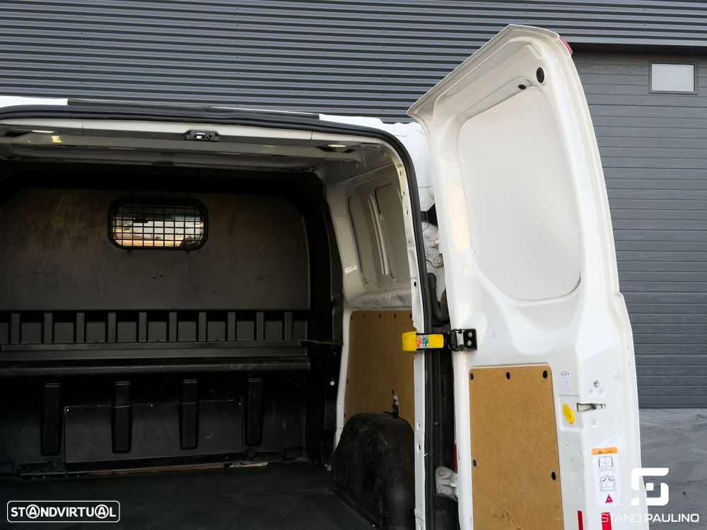 Ford Transit Custom - 21