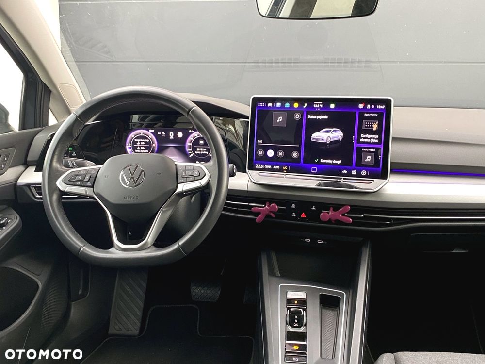 Volkswagen Golf - 11