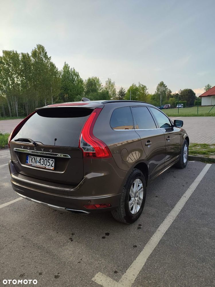 Volvo XC 60 D4 Drive-E Momentum - 4