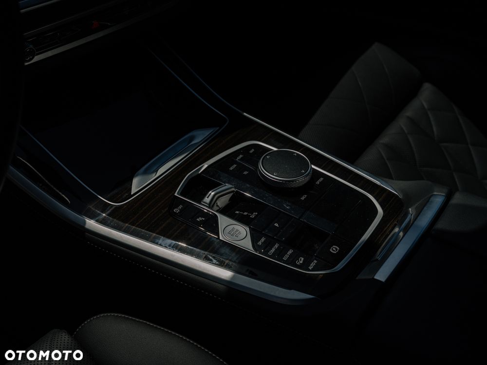 BMW X5 xDrive30d - 10