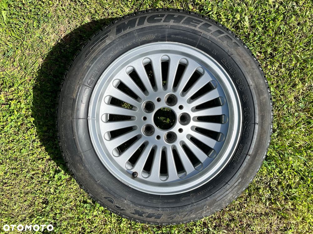 BMW Seria 5 520i - 30