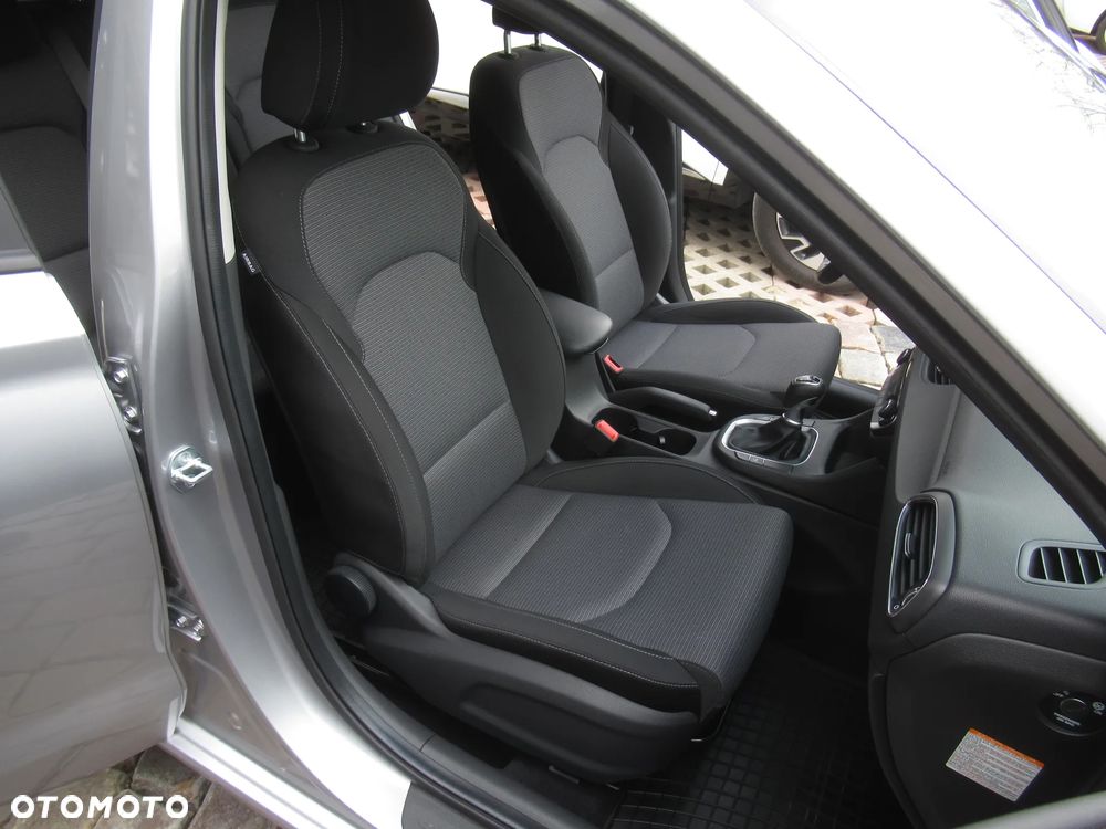 Hyundai i30 1.5 T-GDI 48V Modern - 10