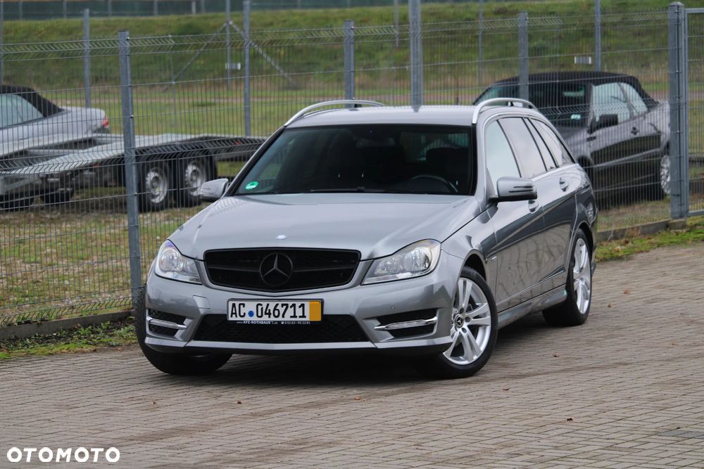 Mercedes-Benz Klasa C 180 T BlueEFFICIENCY 7G-TRONIC Avantgarde - 5