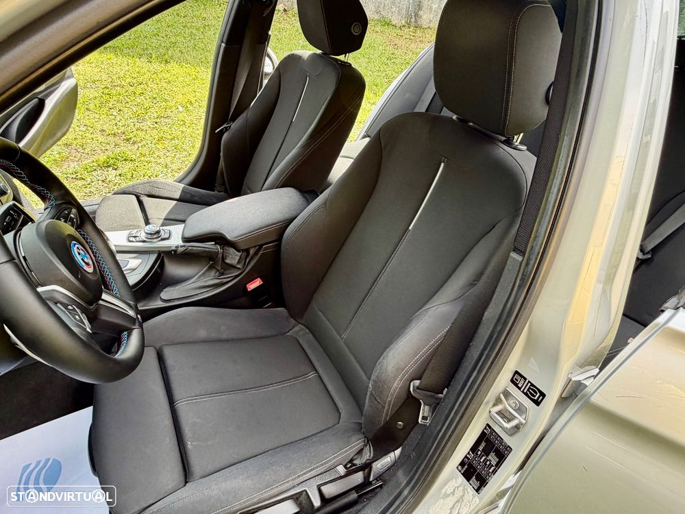 BMW 320 d Auto Pack M - 17