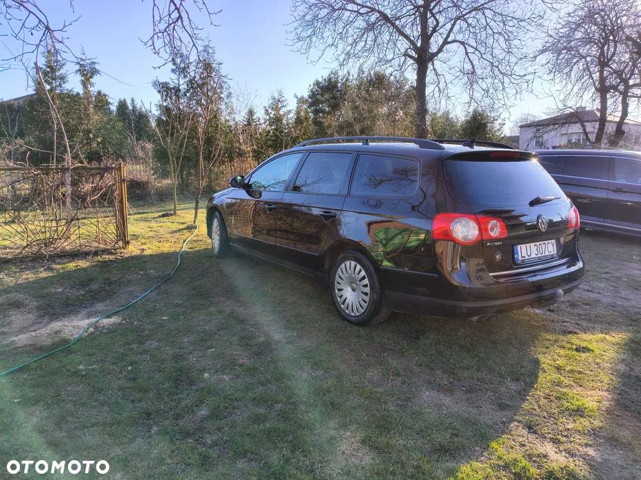 Volkswagen Passat 2.0 TDI DPF Trendline - 4