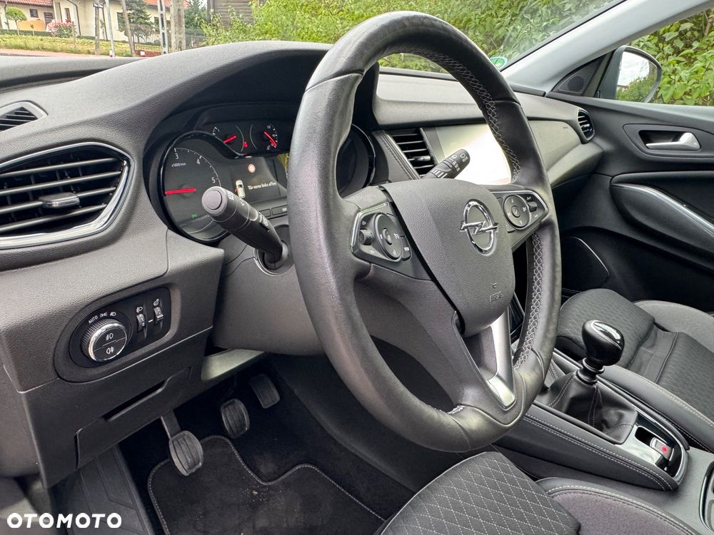 Opel Grandland X 1.5 D Start/Stop Business INNOVATION - 24