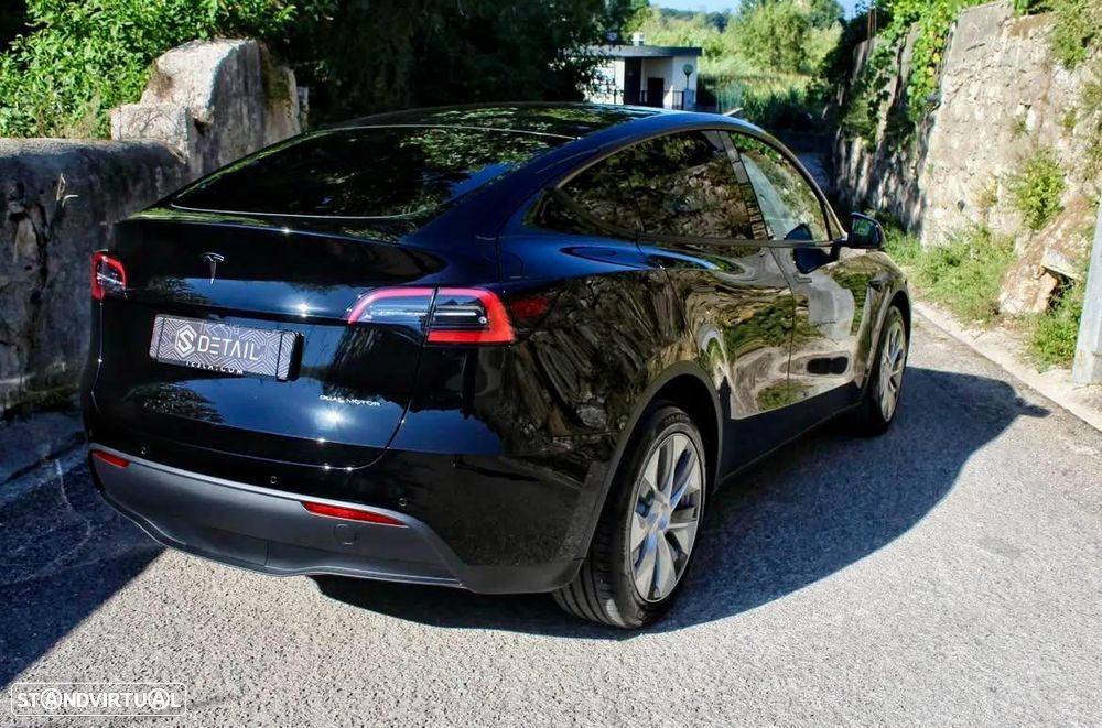 Tesla Model Y Long Range Tração Integral - 14