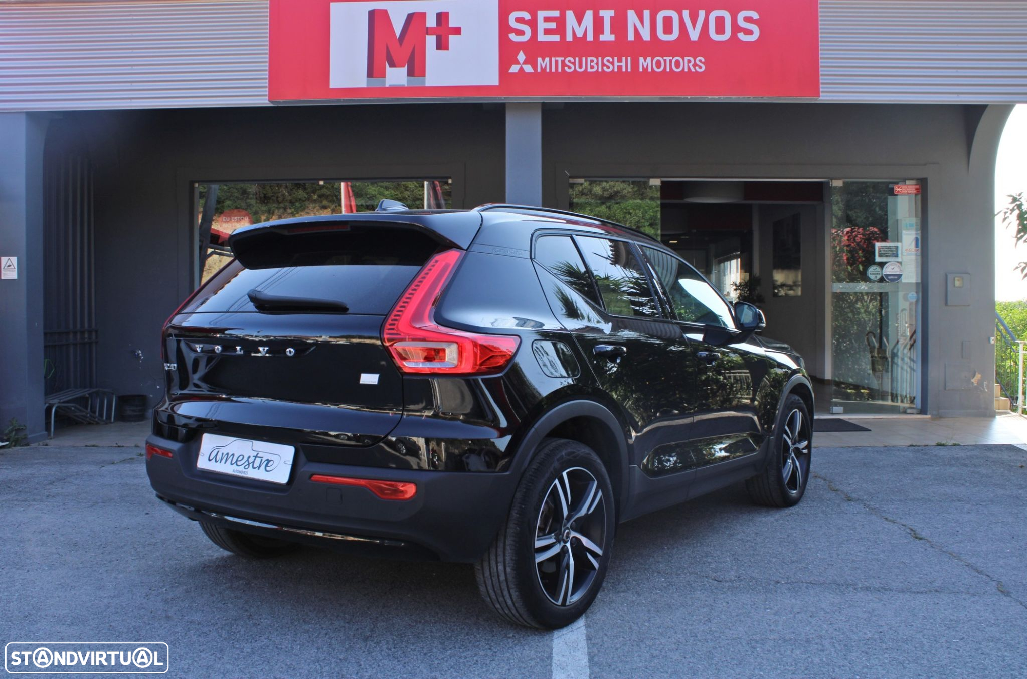 Volvo XC 40 1.5 T5 PHEV Plus Dark - 3