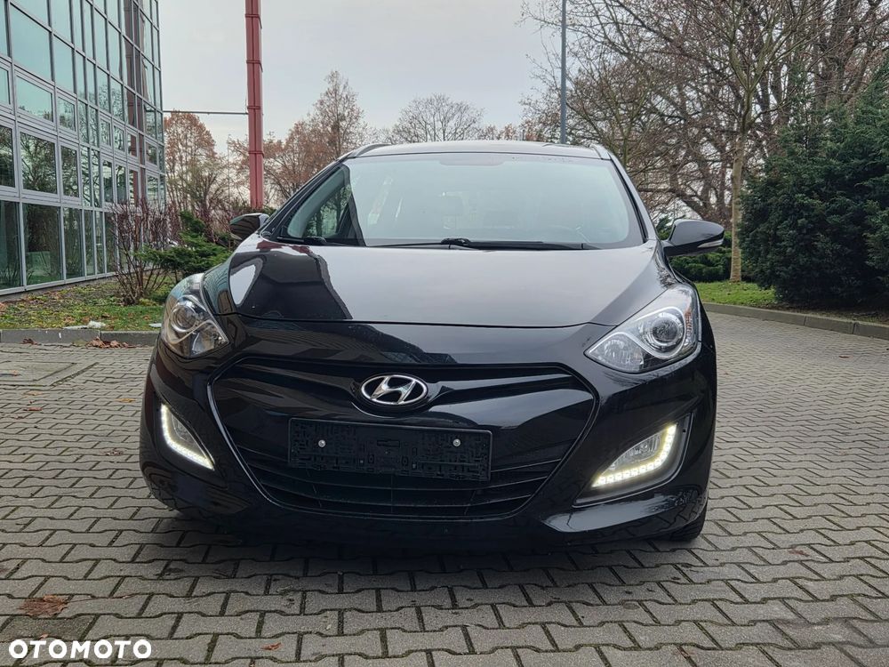 Hyundai i30 i30cw 1.6 CRDi Trend - 4