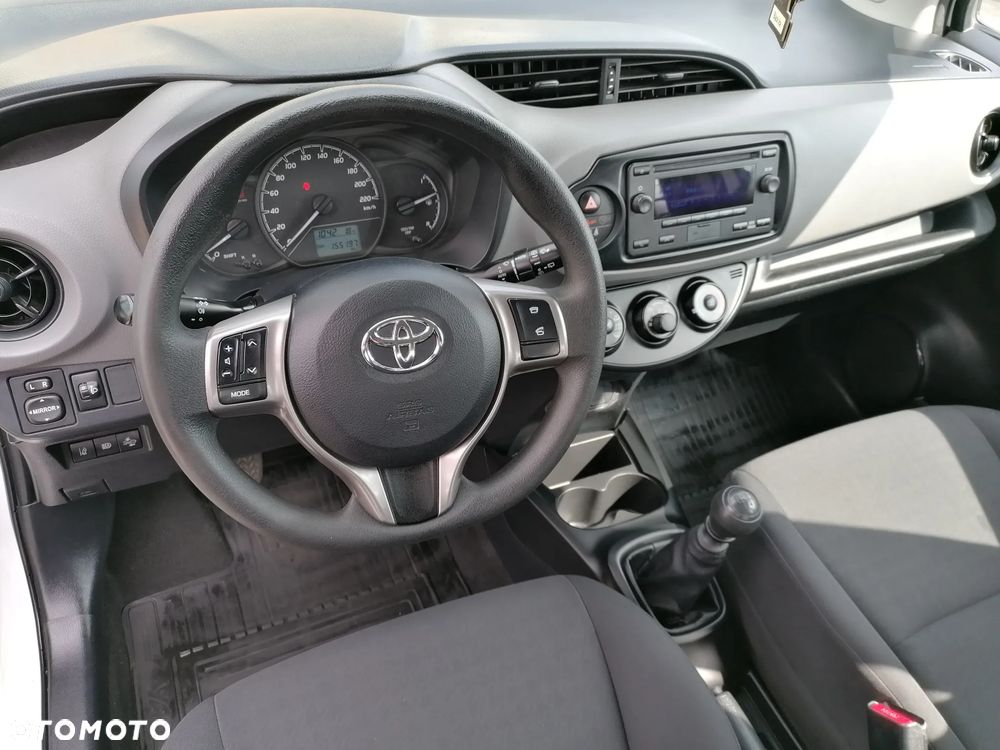Toyota Yaris 1.5 Active - 12