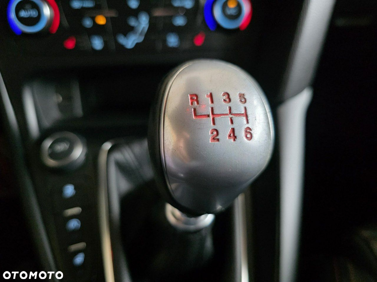 Ford Focus 2.0 EcoBoost ST - 31