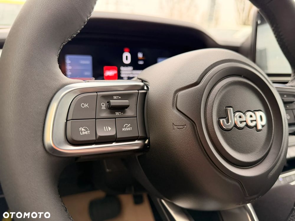 Jeep Avenger 1.2 T3 mHEV Black Edition FWD eDCT6 - 21