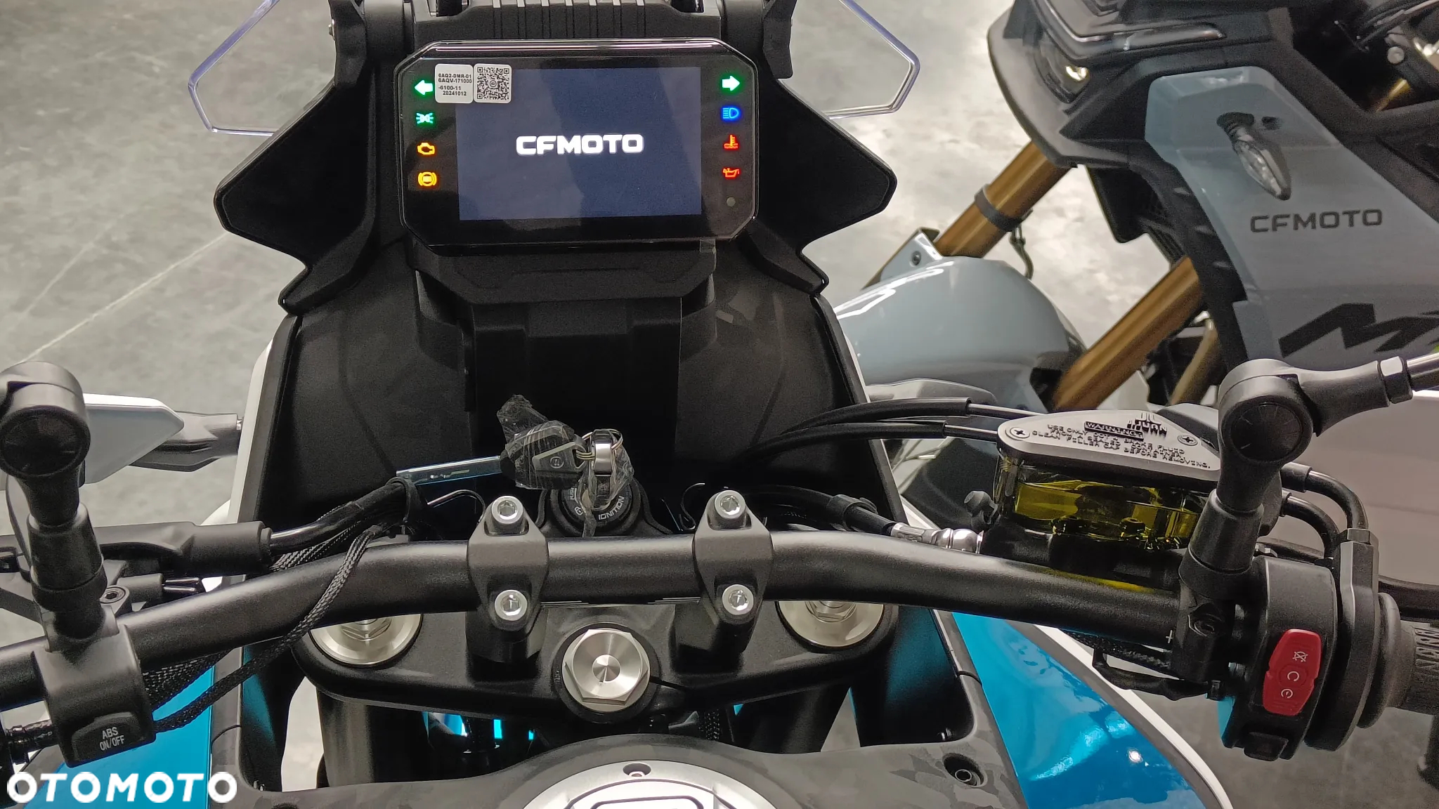 CFMoto MT - 13