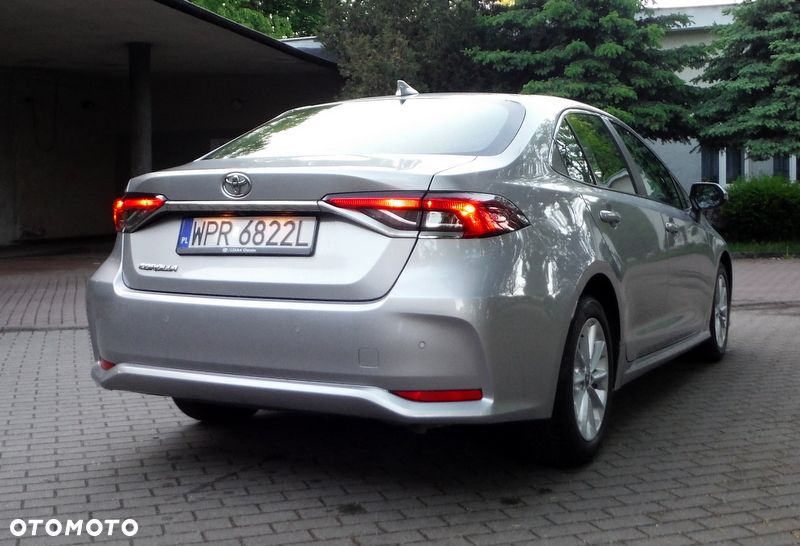 Toyota Corolla 1.5 Comfort - 11