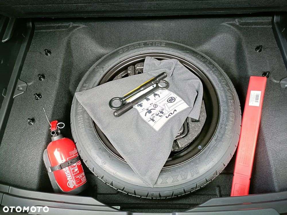 Kia Niro 1.6 GDI Hybrid M - 22