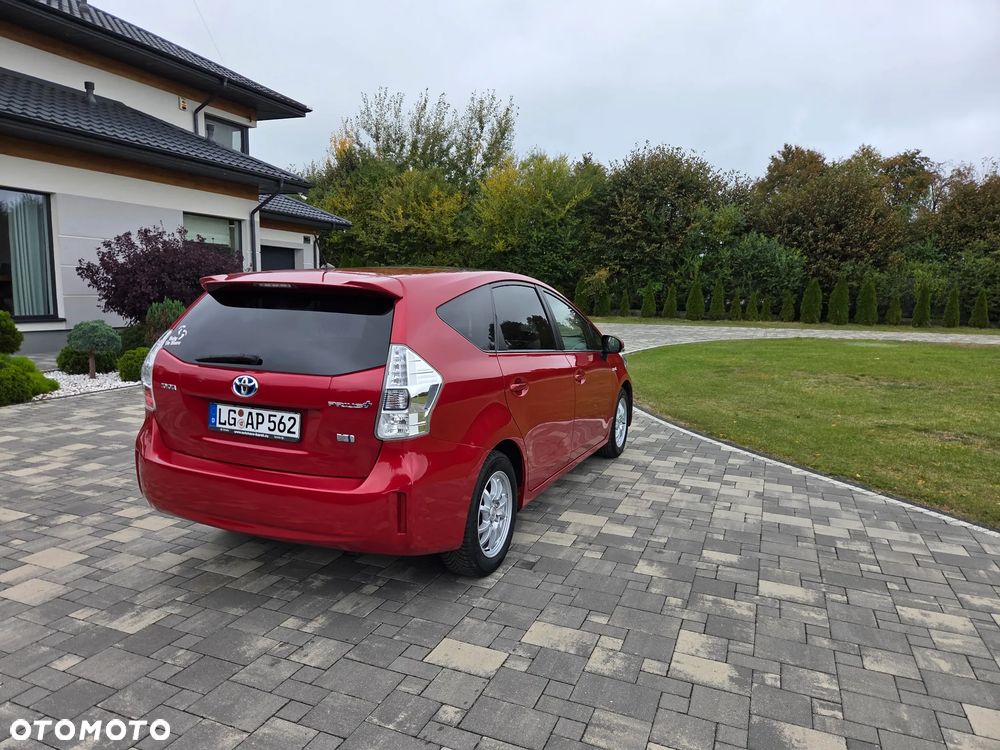 Toyota Prius+ (Hybrid) Executive - 16