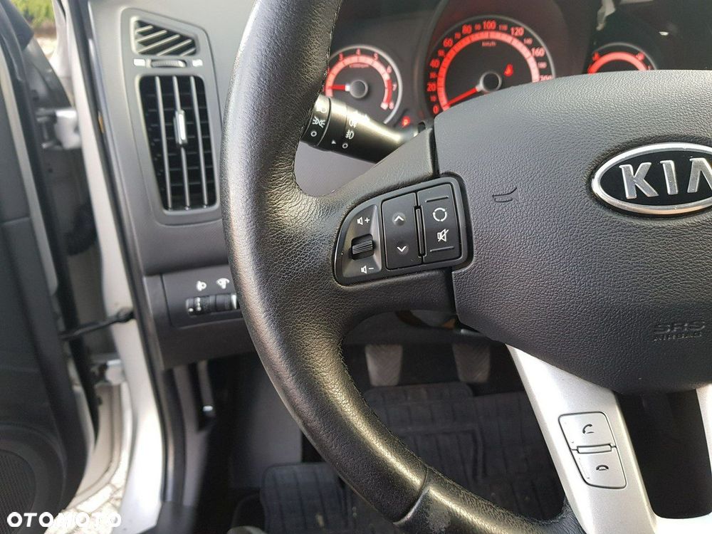 Kia Ceed - 15