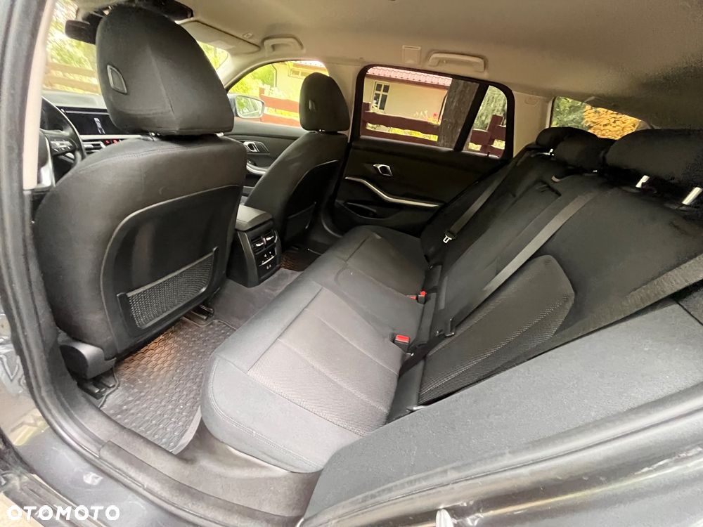 BMW Seria 3 318d Luxury Line Purity - 9