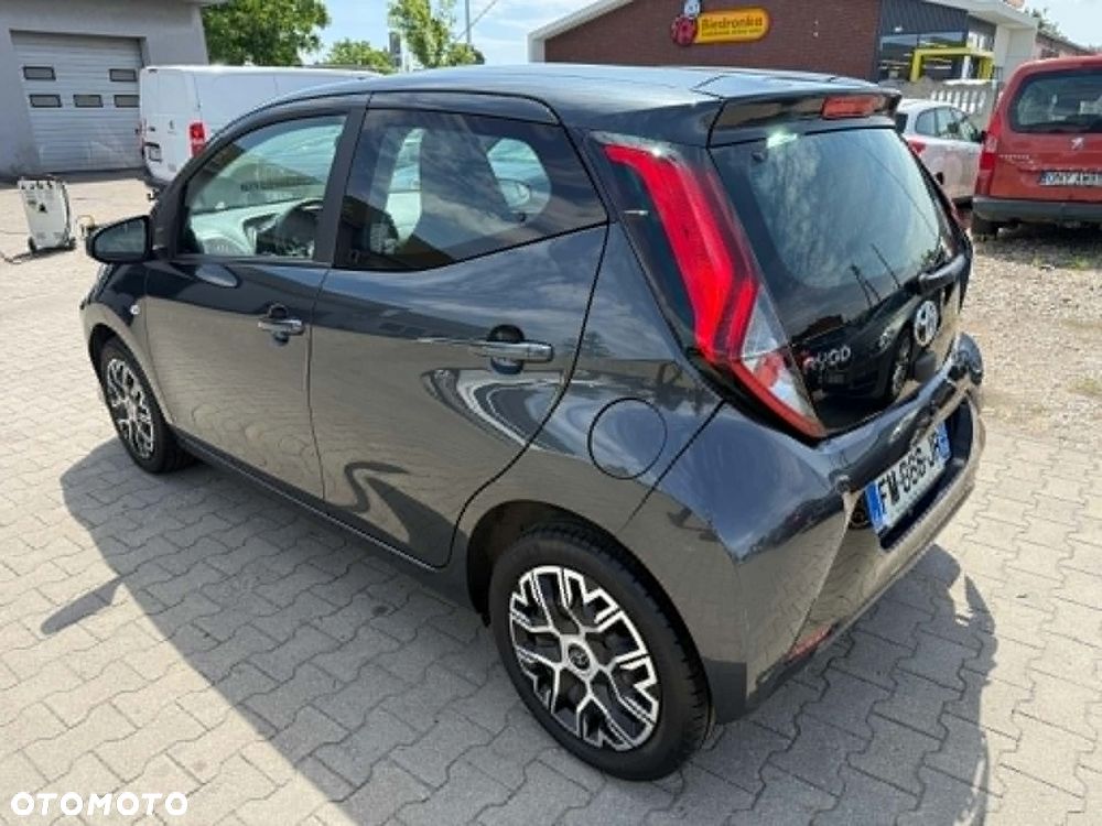 Toyota Aygo - 1