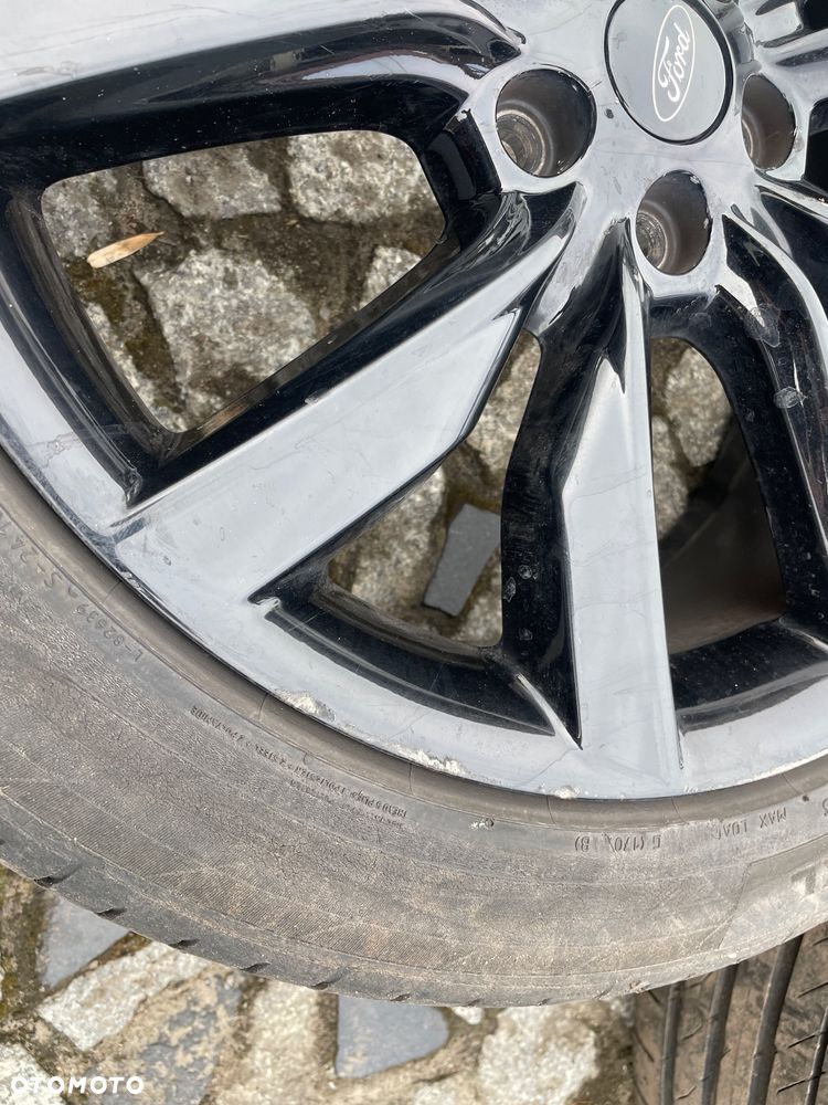 4 x Kola  Felgi z oponami  Ford Kuga lift 2017-  MK2 5x108  8j x 19  et 52,5 - 2