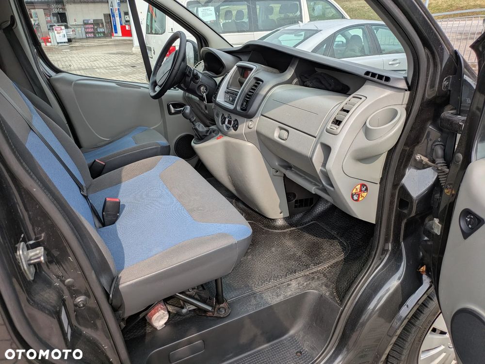 Renault Trafic Passenger Expression - 6