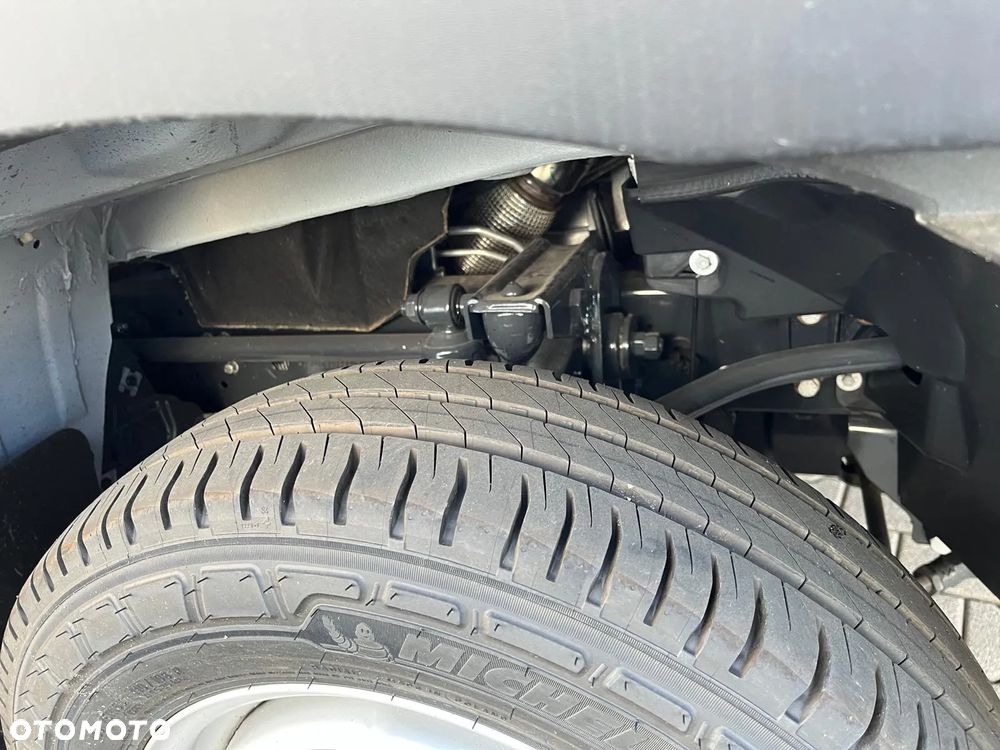 Iveco Daily/Pewny partner w biznesie ! - 8