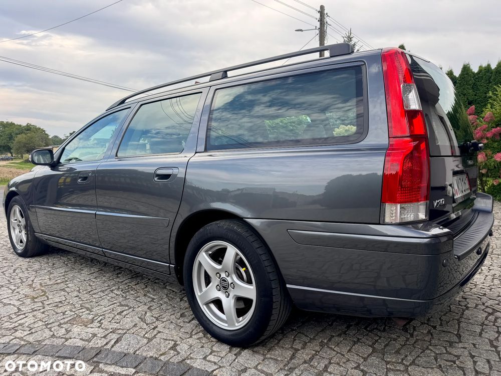 Volvo V70 2.4 Premium - 10