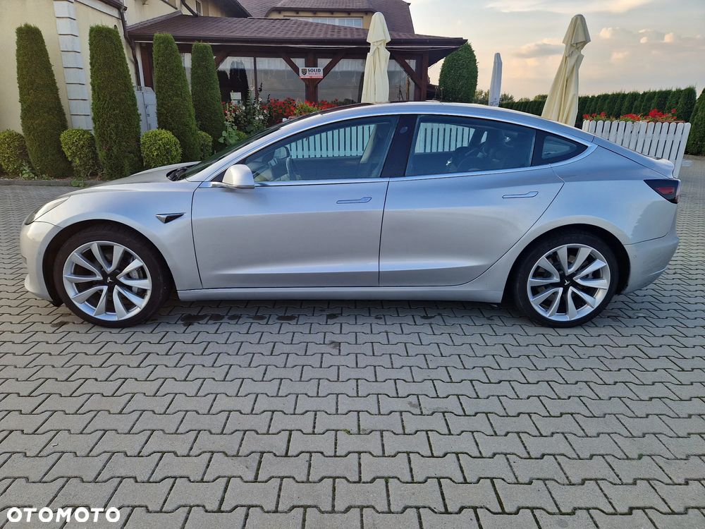 Tesla Model 3 Long Range AWD - 10