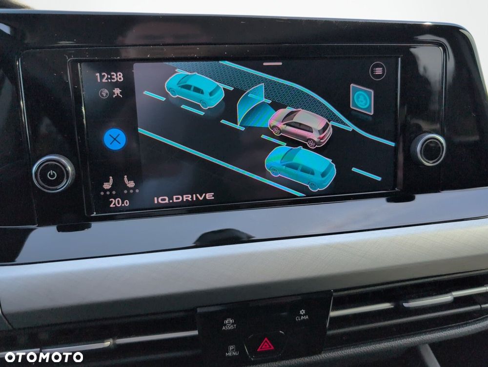 Volkswagen Golf 1.5 TSI EVO Life - 26