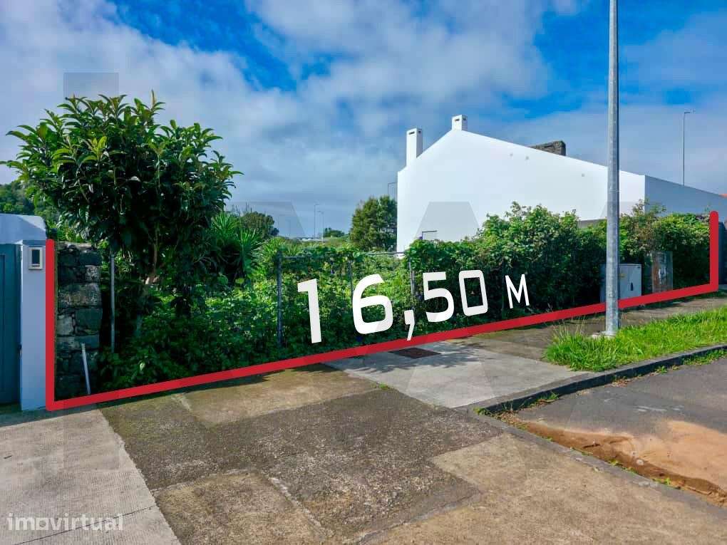 Lote urbano em Fajã de Baixo, Ponta Delgada - Grande imagem: 3/17